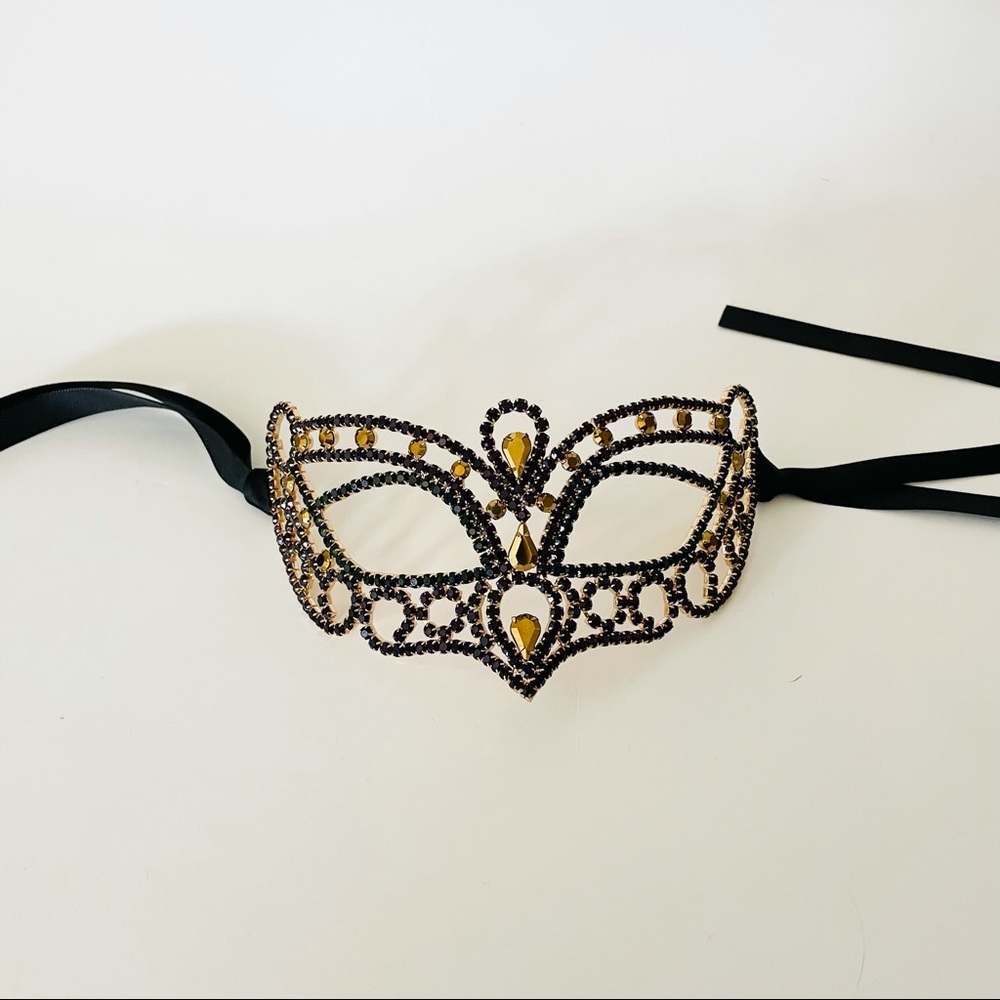 Elegant Jeweled Adult Costume Mask Like New